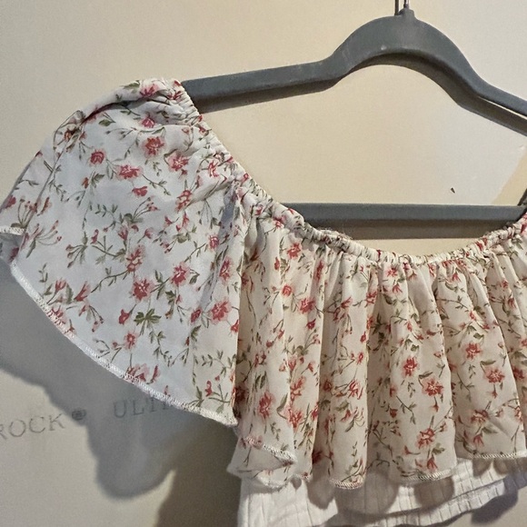 🕊️  crop top - Picture 2 of 3